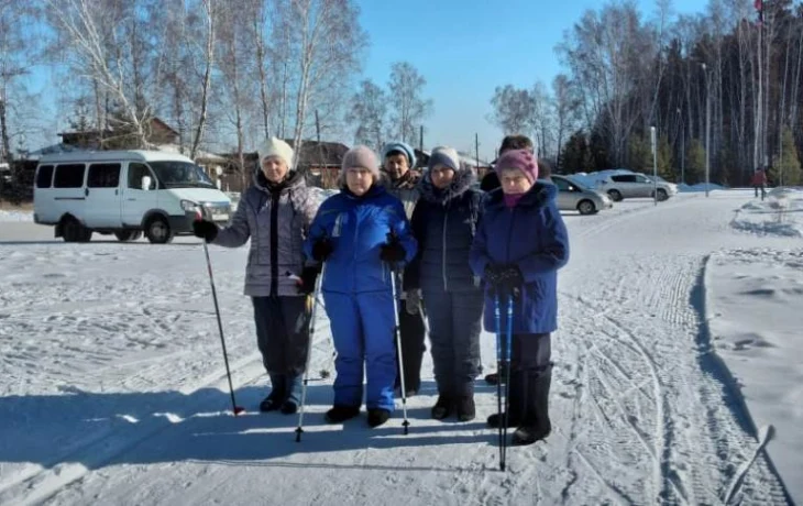 Участники клуба «Скандинавочка» подают пример односельчанам Участники клуба «Скандинавочка» подают пример односельчанам