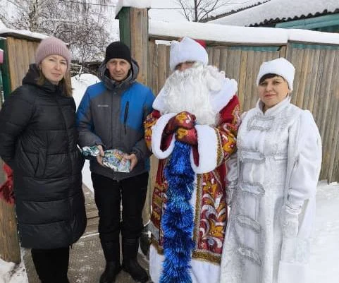 Благотворительная акция «Новогодние сюрпризы» Благотворительная акция «Новогодние сюрпризы»