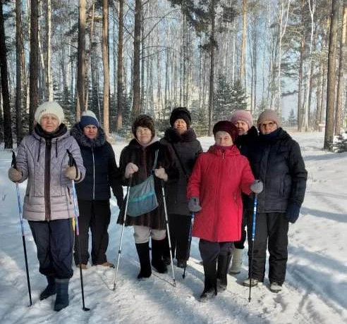 Польза зимних прогулок для людей в пожилом возрасте Польза зимних прогулок для людей в пожилом возрасте